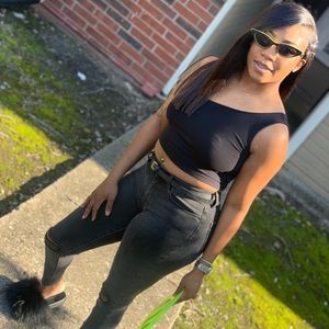 Meet your Posher, Briana